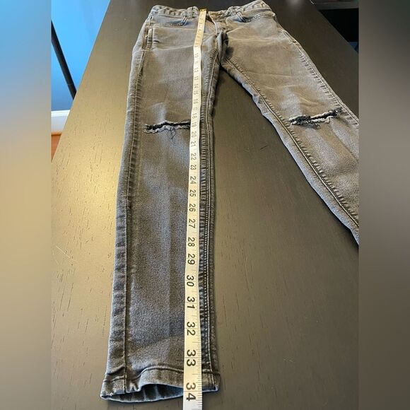 Zara Basic Denim Gray Wash Ripped Knee Skinny Jeans Women’s Size 4 - Picture 8 of 10